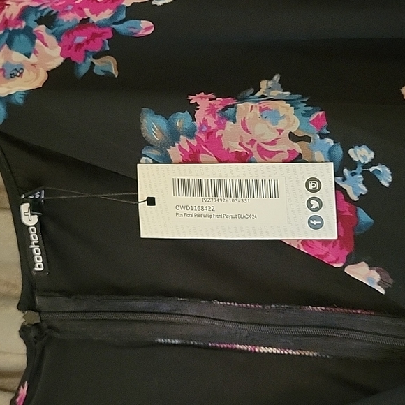 Plus size playsuit - Picture 4 of 4